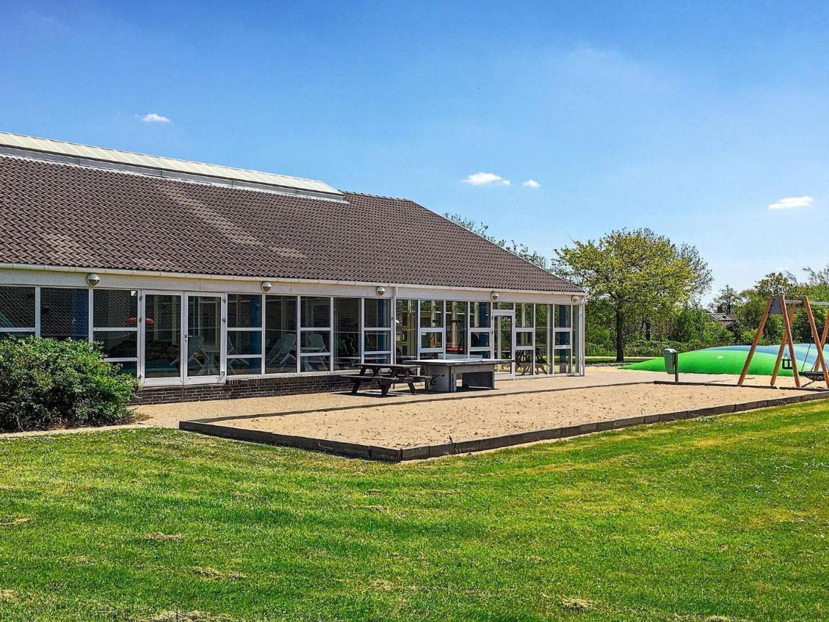 6 Person Holiday Home On A Holiday Park In Hemmet Exterior photo