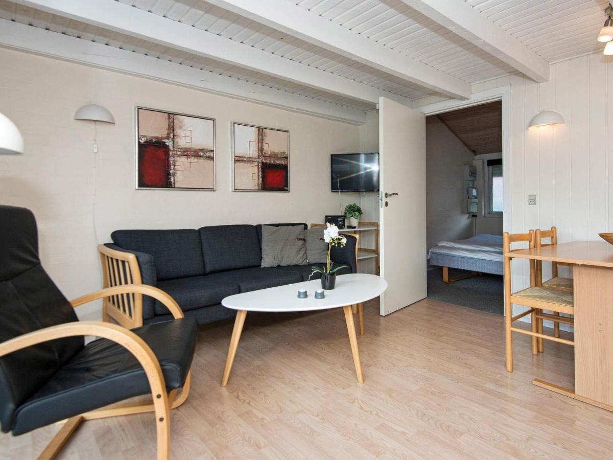 6 Person Holiday Home On A Holiday Park In Hemmet Exterior photo